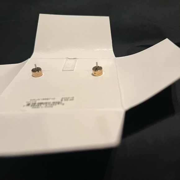 NWT Michael Kors Gold Toned Logo Button Stud Earrings - Picture 2 of 4
